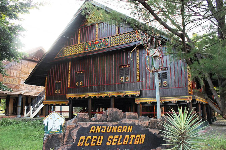 Taman Ratu Safiatuddin 5