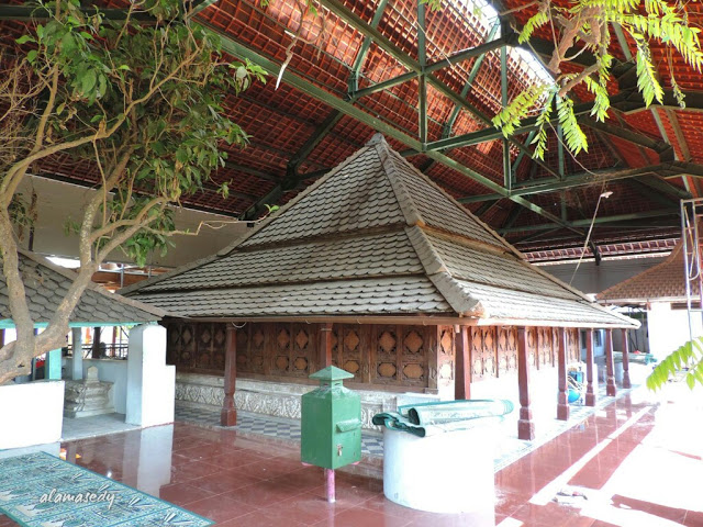 10 Gambar Museum Sunan Giri Gresik, Lokasi Alamat, Jam Buka + Koleksi 10