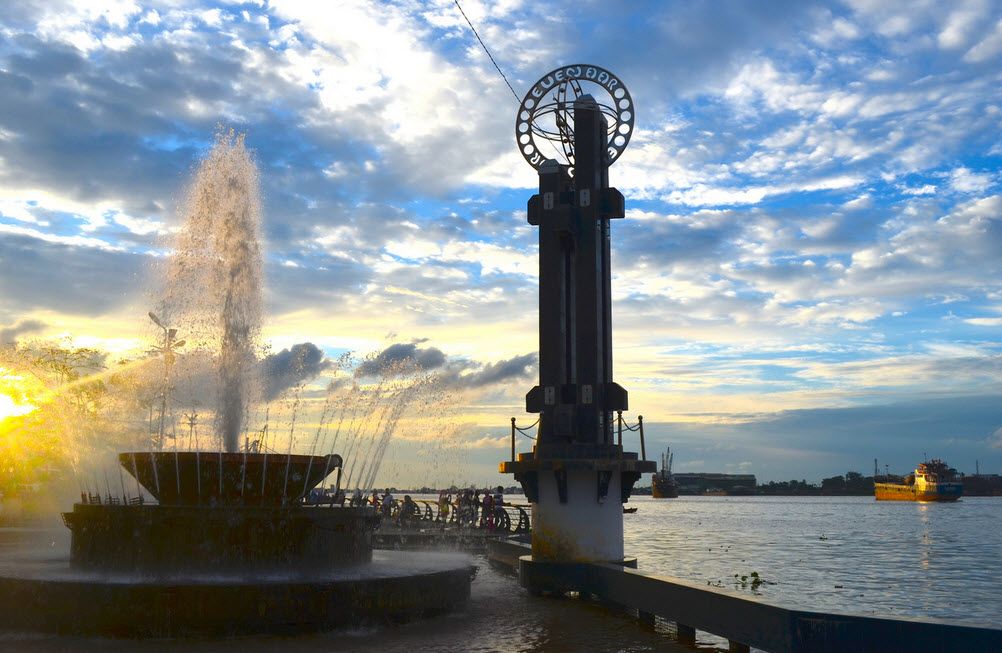 10 Gambar Alun Alun Kapuas Pontianak, Lokasi Alamat + Jam Buka Tutup 8 10 Gambar Alun Alun Kapuas Pontianak, Lokasi Alamat + Jam Buka Tutup 8