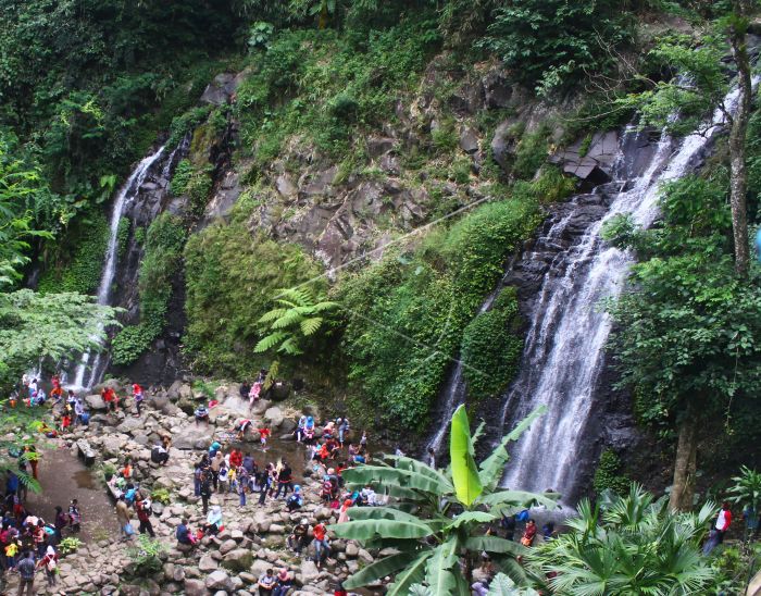 Uniknya Air Terjun Pengantin di Ngawi 9 Uniknya Air Terjun Pengantin di Ngawi 9