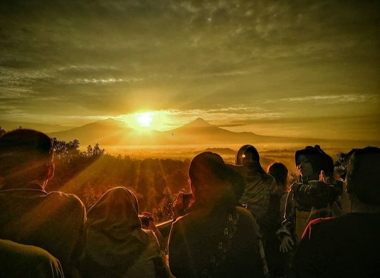 1 Jam Dari Jogja, Punthuk Setumbu Spot Terbaik Menikmati Sunrise Borobudur Dari Ketinggian 6