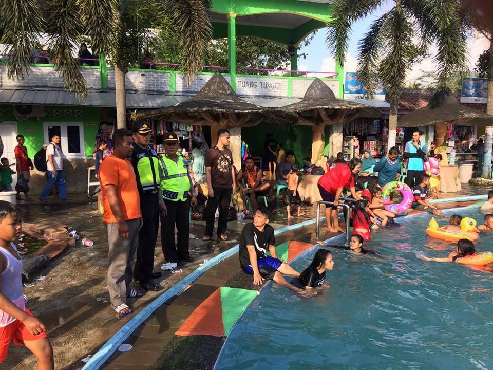 Kolam Renang Tirta Indah Majalengka 1