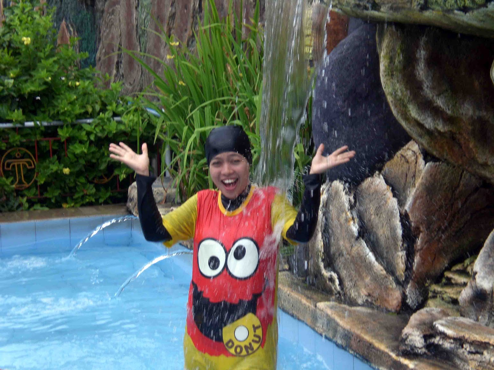 Kolam Renang Tirta Indah Majalengka 7