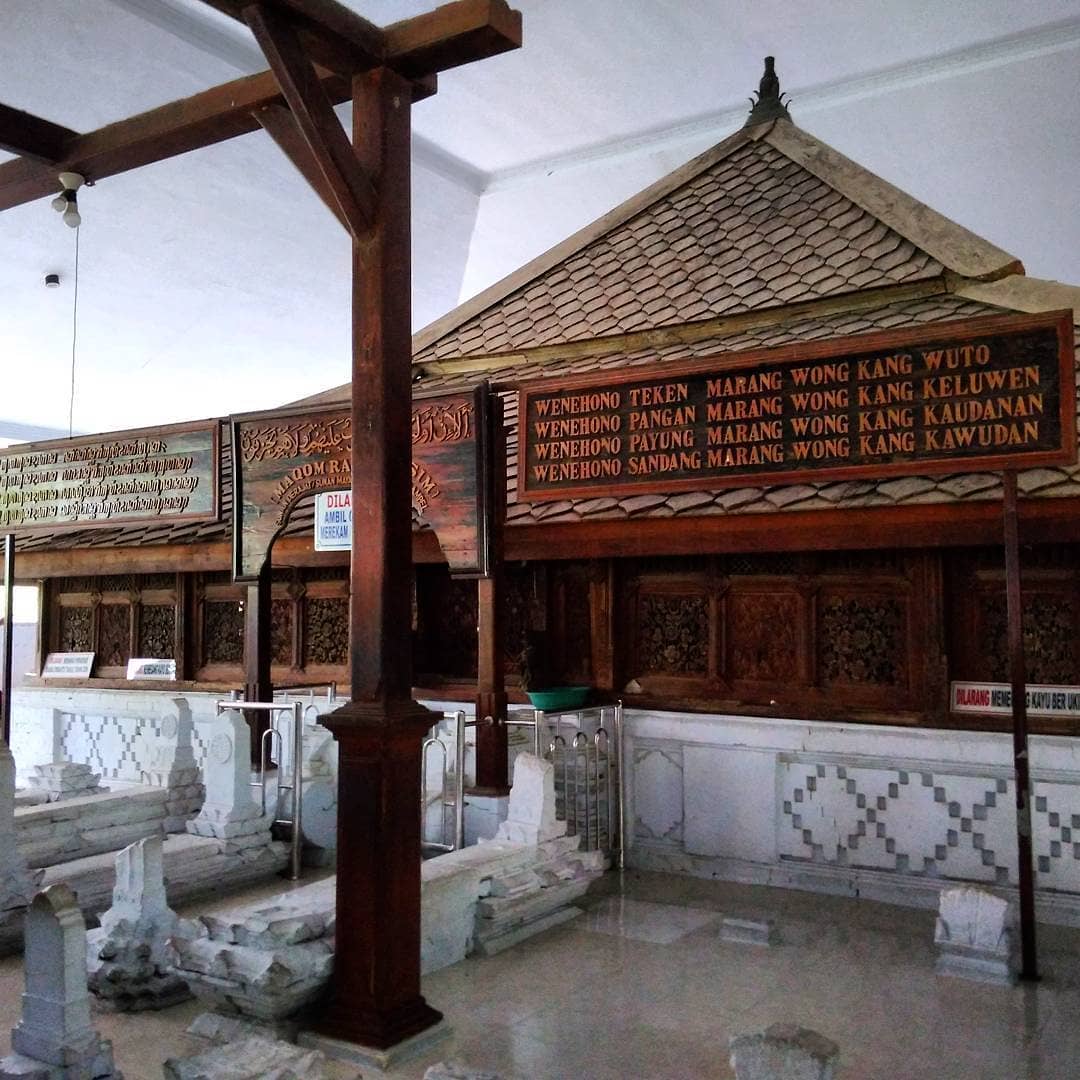 Inilah Kondisi Terbaru Makam Sunan Drajat 3