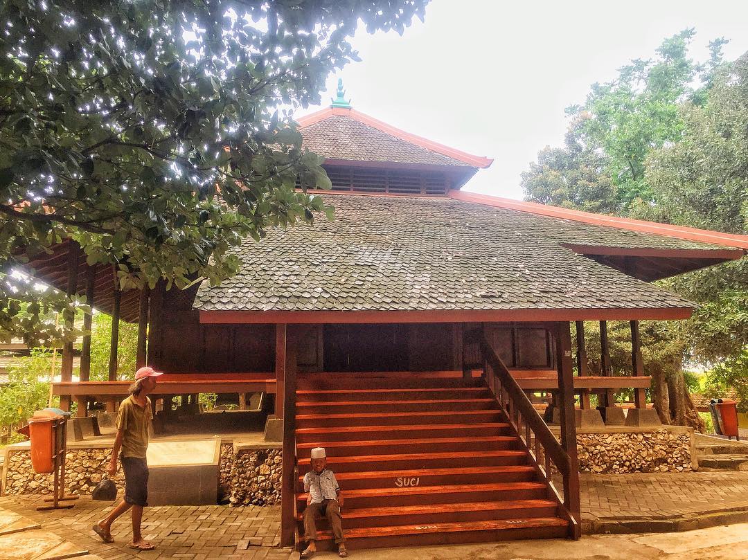 Inilah Kondisi Terbaru Makam Sunan Drajat 8