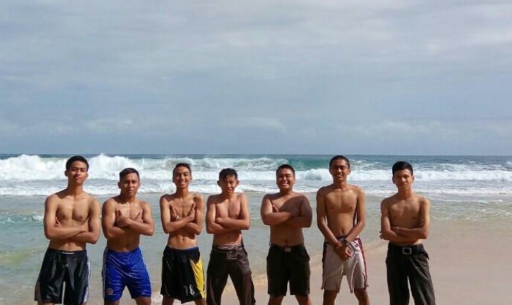 Keindahan Pantai Lumbung di Tulungagung, Pantai yang Masih Jarang Dikunjungi 8 Keindahan Pantai Lumbung di Tulungagung, Pantai yang Masih Jarang Dikunjungi 7