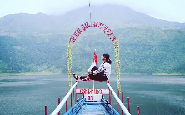 Telaga Menjer Wonosobo, Tutup Jam Berapa? 5