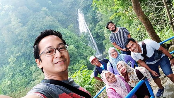 10 Gambar Curug Muara Jaya Majalengka, Harga Tiket Masuk, Rute Jalan Menuju Wisata, Lokasi Alamat, Jam Buka Tutup + Sejarah Asal Usul 10 10 Gambar Curug Muara Jaya Majalengka, Harga Tiket Masuk, Rute Jalan Menuju Wisata, Lokasi Alamat, Jam Buka Tutup + Sejarah Asal Usul 10