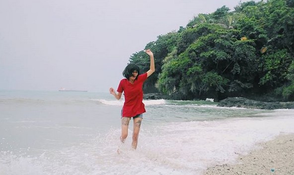 Keramat Tetapi Indah! Pantai Karang Pandan Cilacap, Surga Kecil di Pulau Kematian 2