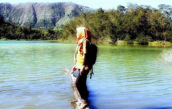 Telaga Warna Wonosobo 2