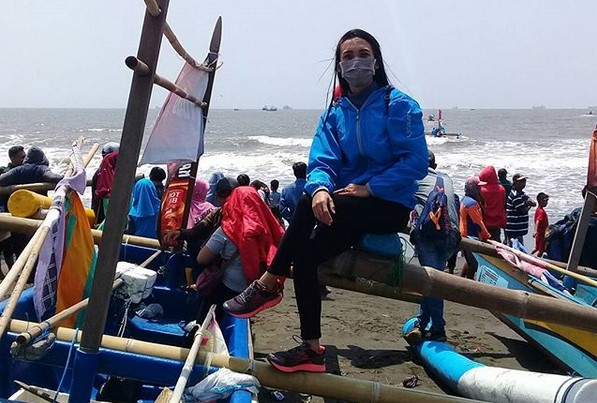 Sedekah Laut Cilacap, Simbol Ucapan Syukur di Pesisir Selatan Jawa. Ini 10 Potretnya 6 Sedekah Laut Cilacap, Simbol Ucapan Syukur di Pesisir Selatan Jawa. Ini 10 Potretnya 6