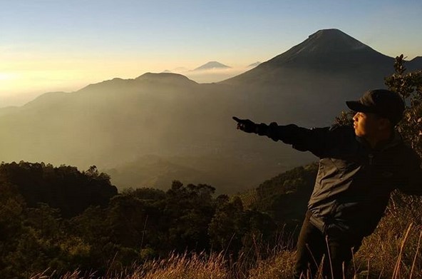 Bukit Sikunir Wonosobo Berapa MDPL? 1