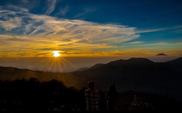 Bukit Sikunir Wonosobo Berapa MDPL? 3