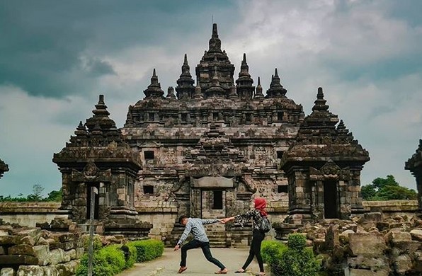 Wisata Sejarah ke Candi Plaosan dan Daya Tariknya 1