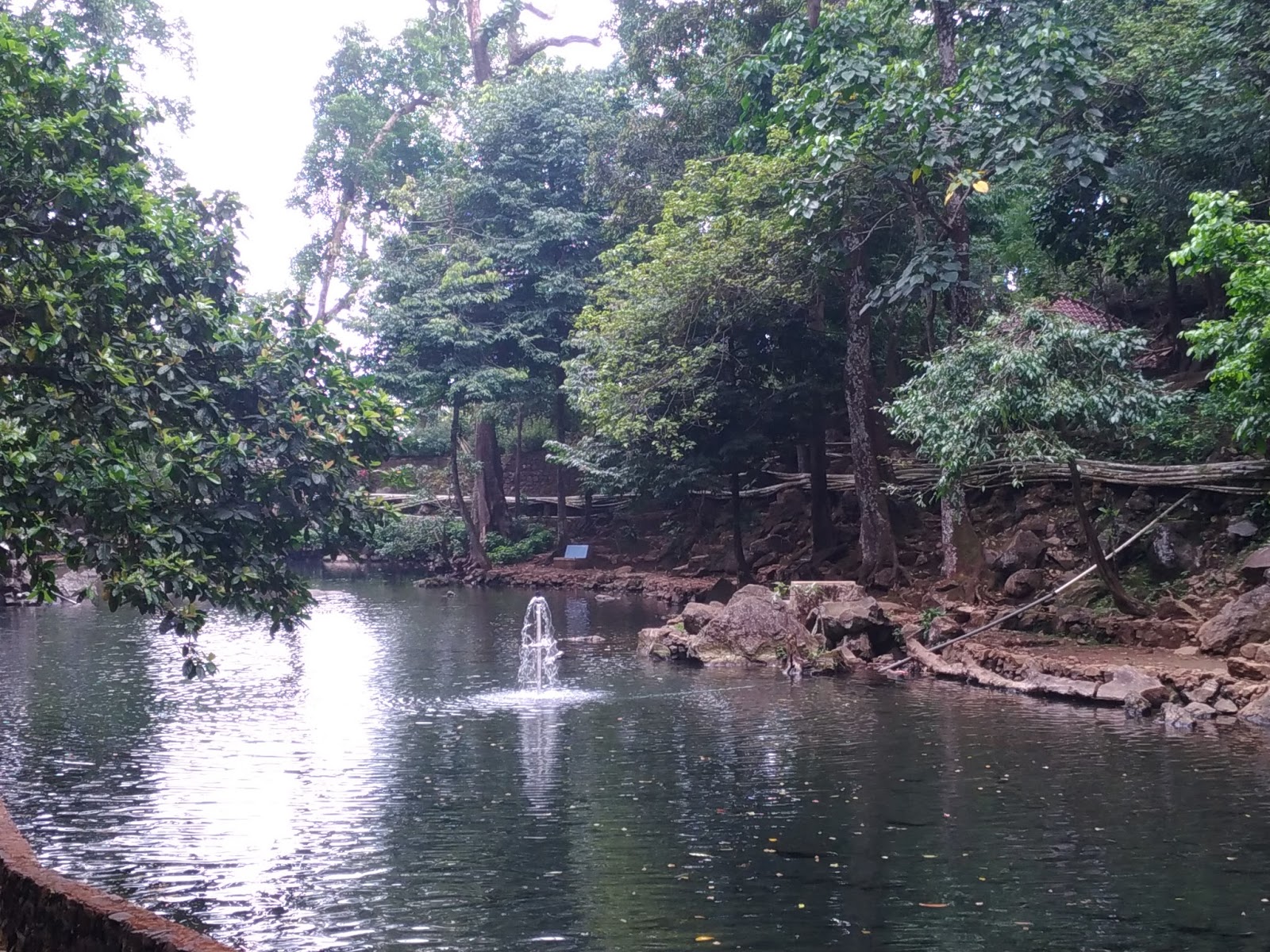 10 Gambar Petilasan Prabu Siliwangi Majalengka, Lokasi Alamat, Jalur Dari Bogor, Cirebon, Bandung, Banten, Ciamis dan Cianjur 8