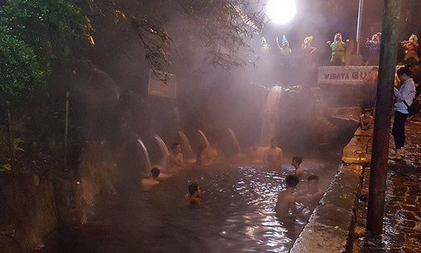 Pemandian Air Panas Guci: Selain untuk Relaksasi, Katanya Tempat Wisata Ini Dapat Menyembuhkan Penyakit Lho! 4