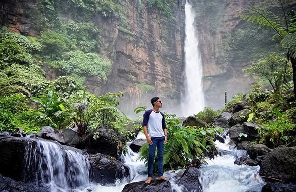 Air Terjun Kapas Biru, Keindahan Tersembunyi di Lumajang 1