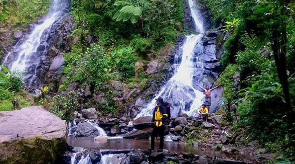 Air Terjun Lawean Penampihan di Tulungagung, Keindahan yang Tersembunyi 8