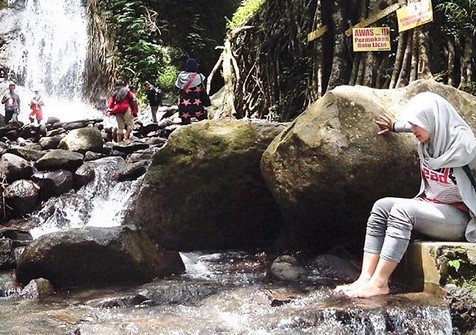 Kisah Mistis di Air Terjun Roro Kuning Nganjuk 5