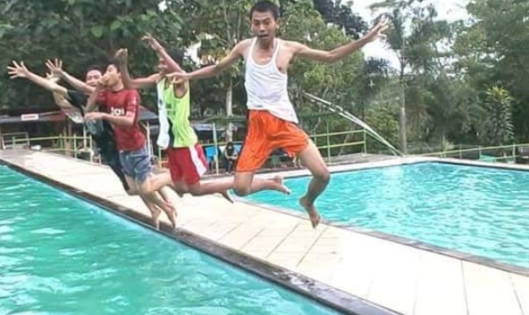 Terbaik! Itulah Satu Kata Untuk Kolam Renang Bukit Lerep Indah 8