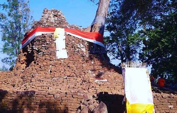 Candi Lor, Saksi Sejarah Perpindahan Kekuasaan Mataram Kuno di Jawa Timur 9 Candi Lor, Saksi Sejarah Perpindahan Kekuasaan Mataram Kuno di Jawa Timur 9