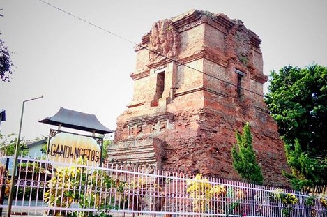 Yuk Berkunjung ke Makam Raja Tersohor Majapahit di Candi Ngetos Kabupaten Nganjuk 4