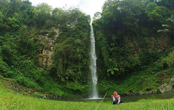 Mengenal Wisata Alam Curug Bugbrug, Air Terjun Tersembunyi di Cisarua Bandung 1