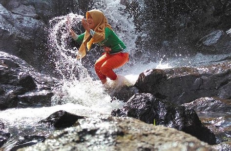 Air Terjun Sikarim Wonosobo, Wisata Alam Eksotis Dibalik Kekokohan Bukit Sikunir 6 Air Terjun Sikarim Wonosobo, Wisata Alam Eksotis Dibalik Kekokohan Bukit Sikunir 6