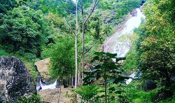 Curug Winong Wonosobo, Air Terjun Tersembunyi yang Menghadirkan Nuansa Hutan dan Pegunungan 10