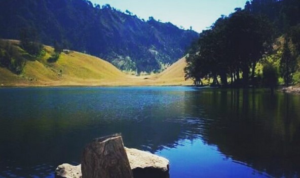 Indahnya Danau Ranu Kumbolo 7