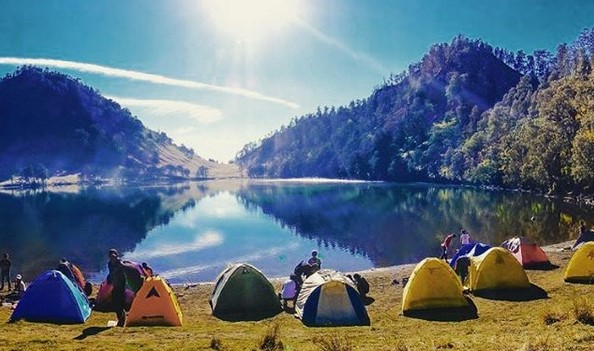 Indahnya Danau Ranu Kumbolo 8