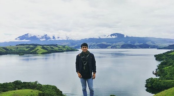 Danau Sentani: Definisi Keindahan Alam Bumi Papua Yang Tak Tertandingi 10 Danau Sentani: Definisi Keindahan Alam Bumi Papua Yang Tak Tertandingi 10