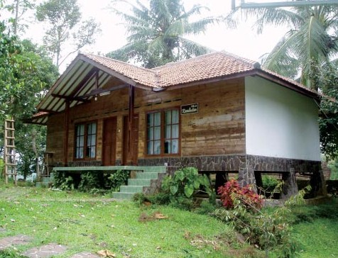 Jelajah Keindahan Alam Desa Wisata Sari Bunihayu Subang 5