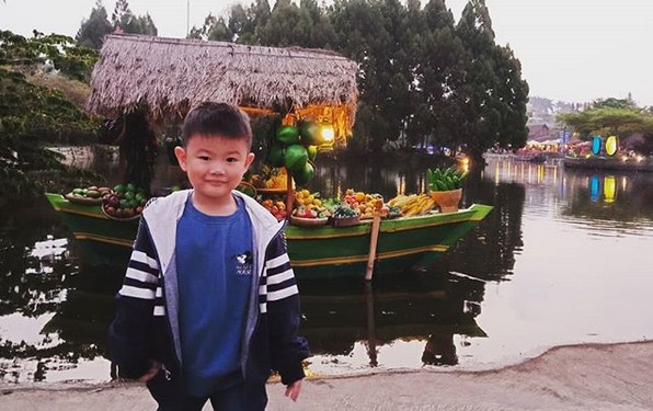 Pasar Terapung, Wisata Rekreasi Lembang yang Memanjakan Mata 1 Pasar Terapung, Wisata Rekreasi Lembang yang Memanjakan Mata 1