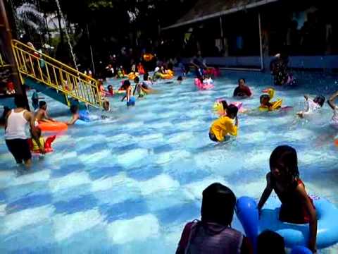 Kolam Renang Tirta Indah Majalengka 6