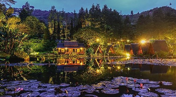 Semuanya Bisa di Imah Seniman Resort 9