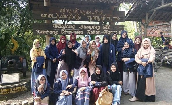 Keindahan Tradisional Bersama Kampung Cireundeu 10