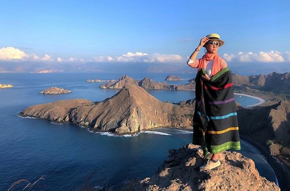 10 Tips Liburan Seru ke Labuan Bajo Ala Backpacker, Kamu Pasti Puas! 1 10 Tips Liburan Seru ke Labuan Bajo Ala Backpacker, Kamu Pasti Puas! 1