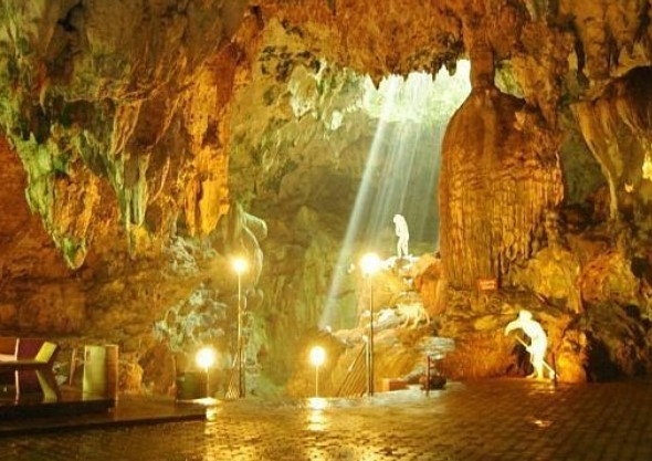 Berwisata Sembari Belajar Satwa! Maharani Zoo & Goa Lamongan Alternatifnya 3