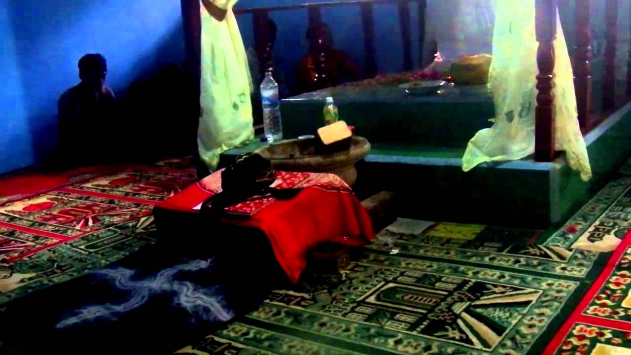 10 Gambar Petilasan Prabu Siliwangi Majalengka, Lokasi Alamat, Jalur Dari Bogor, Cirebon, Bandung, Banten, Ciamis dan Cianjur 3