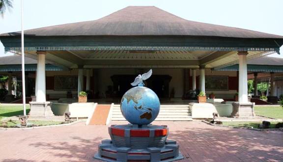 Museum Perangko, Tempat Penyimpanan Koleksi Penting 3 Museum Perangko, Tempat Penyimpanan Koleksi Penting 3