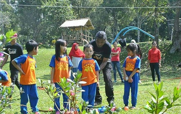 Bermain Outbond Sambil Menikmati Pemandangan Alam di Natural Hill Lembang Bandung 6