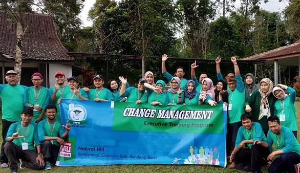 Bermain Outbond Sambil Menikmati Pemandangan Alam di Natural Hill Lembang Bandung 9