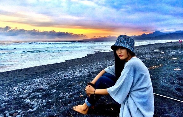 Pantai Terbaik di Lumajang? Pantai Bambang Jawaban nya 1