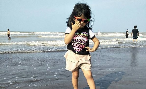 Menikmati Suasana Indah Sekaligus Wisata Kuliner, Yuk Ke Pantai Glayem di Indramayu 5 Menikmati Suasana Indah Sekaligus Wisata Kuliner, Yuk Ke Pantai Glayem di Indramayu 5