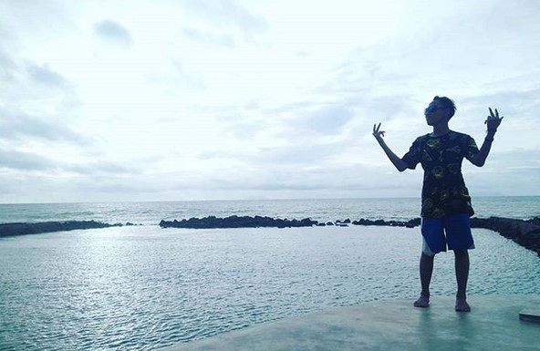 Pantai Marbella! Gaungnya Tak Terdengar, Tetapi Selalu Ramai Dengan Terompet Suka Cita 1