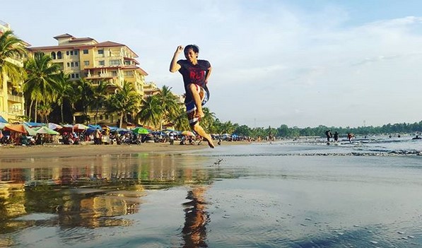 Pantai Marbella! Gaungnya Tak Terdengar, Tetapi Selalu Ramai Dengan Terompet Suka Cita 4