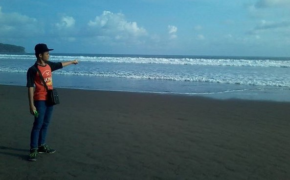 Indah Sekaligus Menawan, Inilah Pantai Pananjung 9 Indah Sekaligus Menawan, Inilah Pantai Pananjung 9