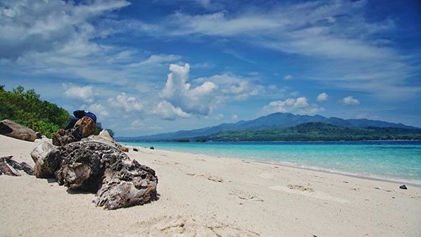 Anda Bisa Camping di Alam Bebas Sepuasnya, Pulau Pombo Ambon 9