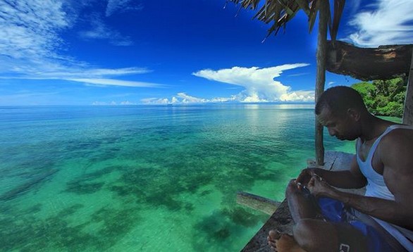 Taman Nasional Teluk Cendrawasih Yang Jauh dan Susah, Tetapi Menjadi Impian Para Penyelam Dunia 3 Taman Nasional Teluk Cendrawasih Yang Jauh dan Susah, Tetapi Menjadi Impian Para Penyelam Dunia 3